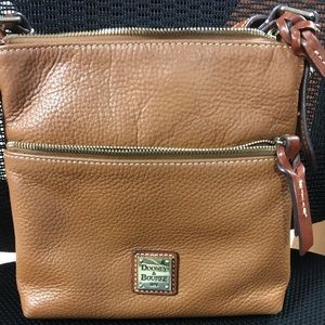 Authentic Dooney & Bourke Crossbody purse